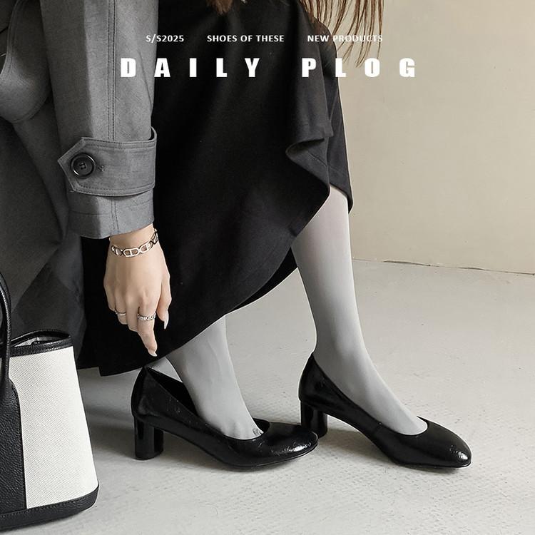 Xiaohong Explosion Recommendation~ Niche Design Commuting Temperament Thick Heel High Heels Candy Color 5cm Leather Single Shoes Women