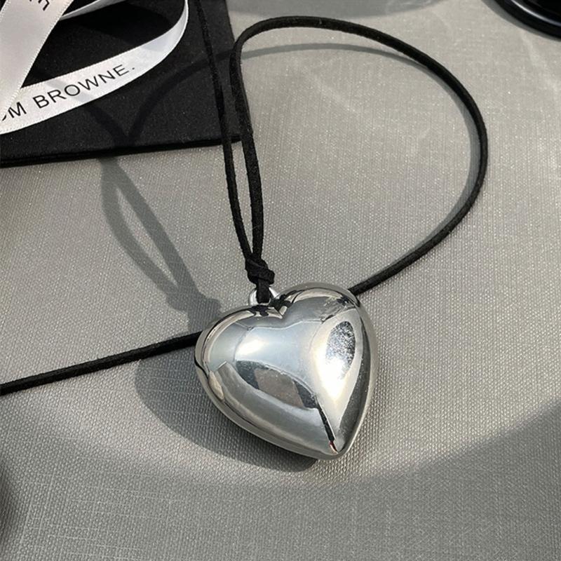 Big Heart Pendant Necklace Adjustable Knotted Lace Choker Neck Tie Chain Jewelry Elegant Clavicle Chain Necklace
