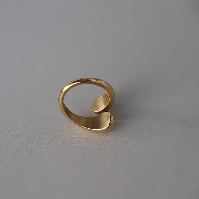 And Versatile Elegant Copper Ring For Women With Unique Design Geometric