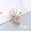 Pearl Fishtail Brooch Japanese Cute Niche Design Suit Corsage Accessories Anti-light Pin