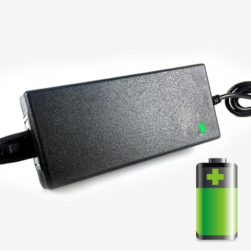 Caricabatterie Leggero 42V 2A per Scooter Elettrici e Hoverboard con Funzione di Arresto Automatico Caratteristiche