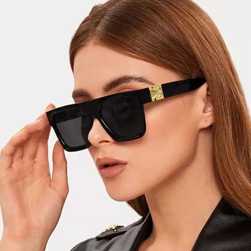 Classic Fashion Vintage Big Frame Square Sunglasses Women Men  Luxury Brand Designer Flat Top Sun Glasses Travel Shades