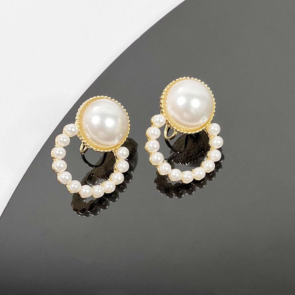 Pearl Mosquito Coil Disc Ear Clips: No-Pierce, Elegant French-Style Earrings for Women