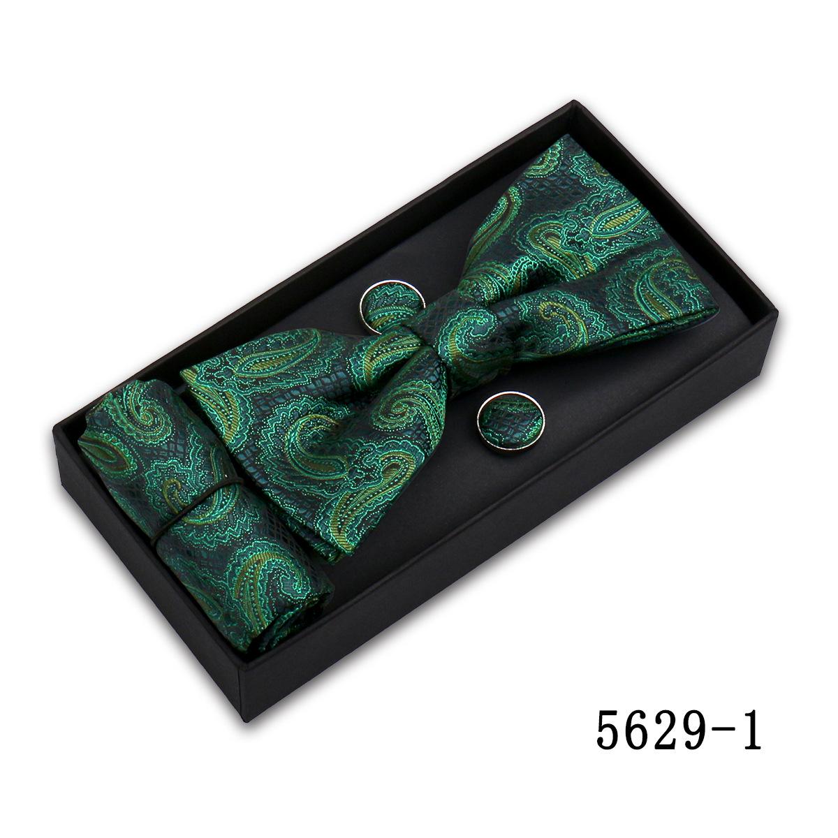 

Мужской галстук-бабочка с цветочным пейсли, нагрудный платок и запонки - подарочный набор - Идеально подходит для свадеб или деловых костюмов