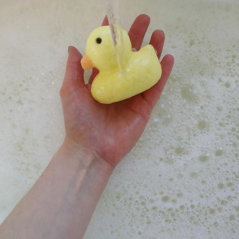 BOMP COSMETICS Badeenten-Blase