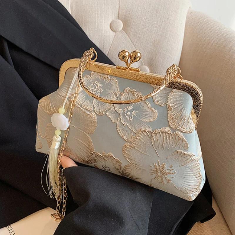 Vintage Embroidered Shoulder Bag Elegant Retro Tassel Small Square Wedding Party Handbag Luxury Designer Women Evening Clutch
