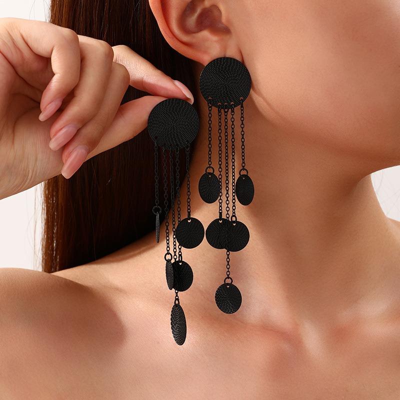 Fashion Gold Color Circular Pendant Earrings for Women Exaggerated Metal Long Tassel Round Geometric Earrings Jewelry Gifts