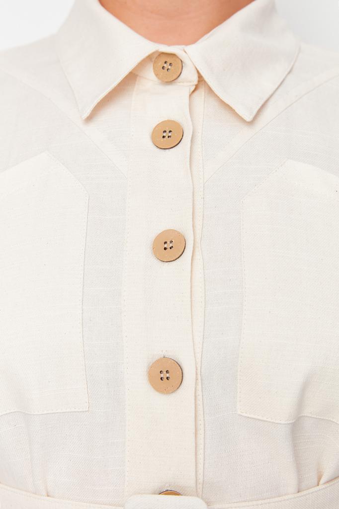 Damen-Kleid in Übergröße, modisches beigefarbenes Leinenhemdkleid mit hohem Kragen für die neue Saison