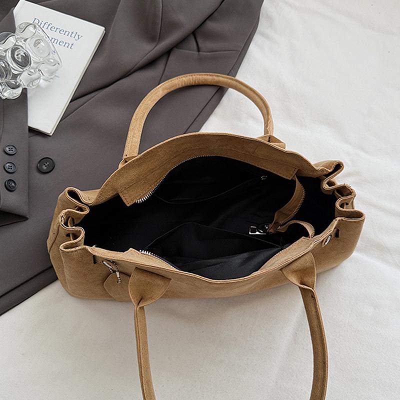 Light Luxury Brand Design Shoulder Bag Retro Tote Bag New High-end Underarm Bag Stylish Versatile Commuter Bag CLE