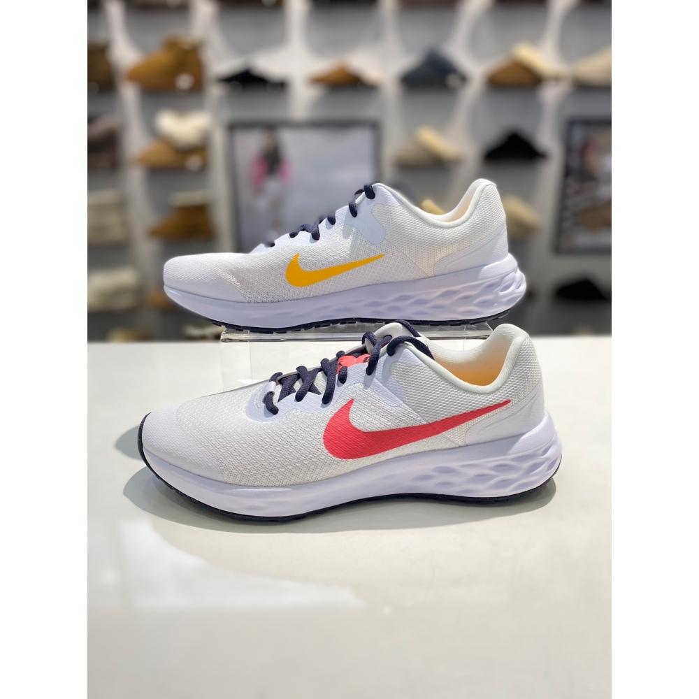 

ЖЕНСКИЕ БЕГОВЫЕ КРОССОВКИ Nike DD1096 101 NIKE REVOLUTION 6 GS REVOLUTION 6