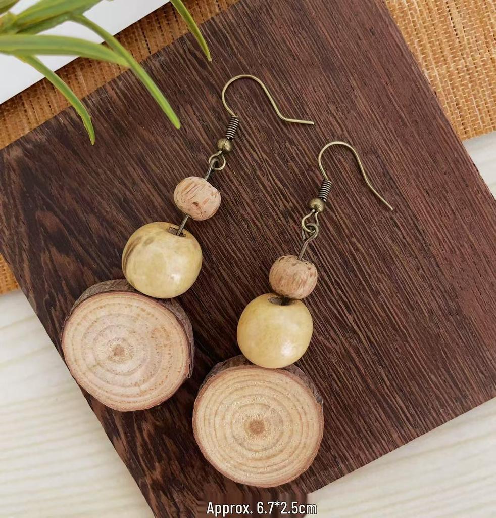 Yunnan Artistic Ethnic Fruit Earrings: Retro Natural Forest Style Design