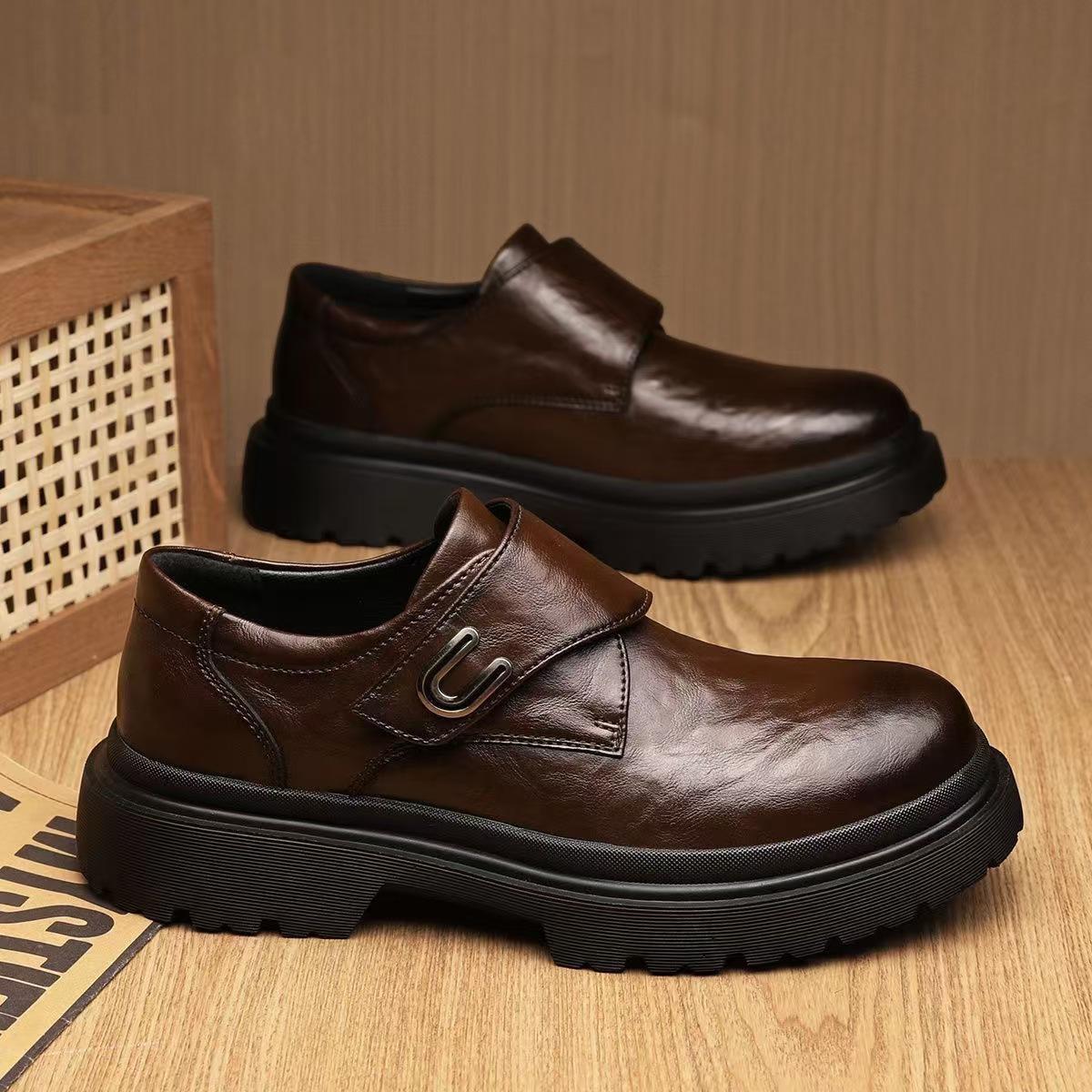 

2025 новая весна и осень кожаная обувь мягкая кожа мягкая поверхность универсальная мужская повседневная обувь липучка одна педаль деловая мужская обувь 44