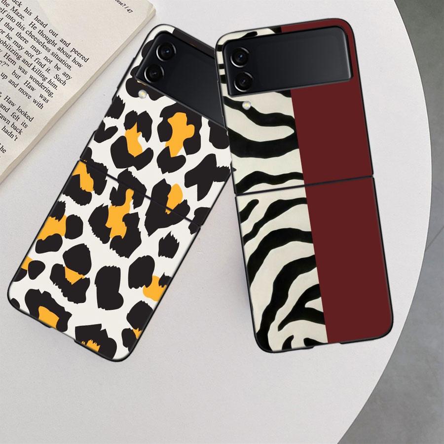 Leopard Print Pink Case For Samsung Z Flip 6 5G Galaxy Z Flip 5 4 3 5G Black Hard Cell Phone Cover Luxury PC Shell Coque