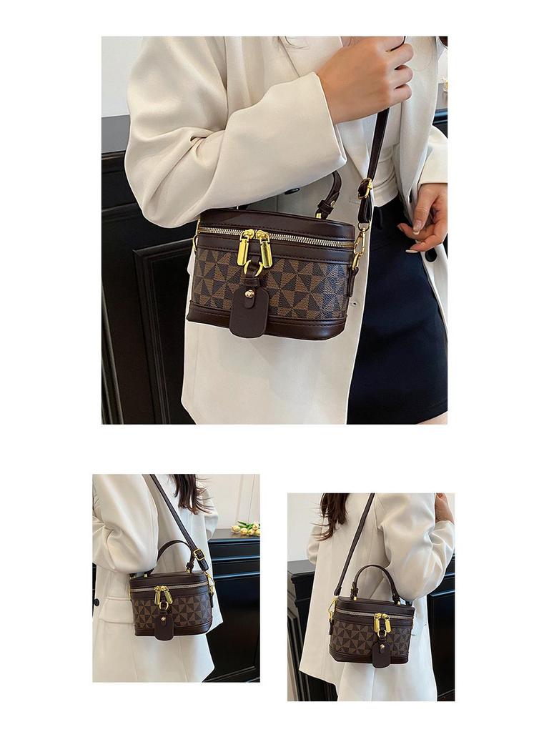 2025 Korean Style Printed Letter Women's Crossbody Bucket Bag - Spring Fashion
