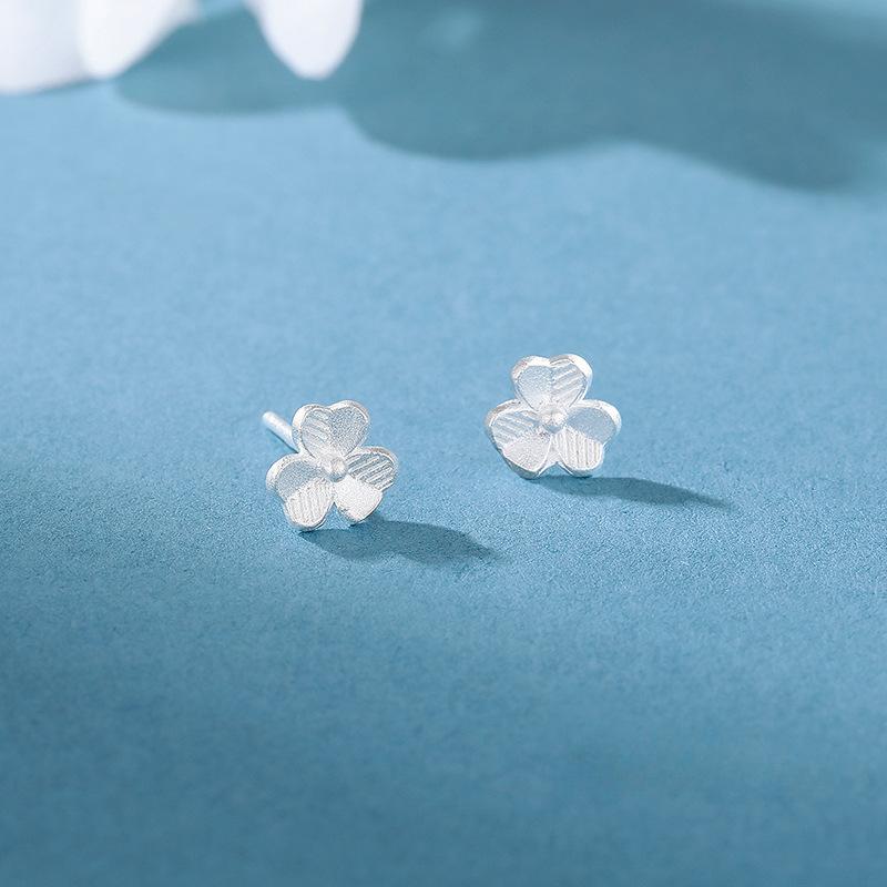 

Серьги-клеверы с тремя листочками для женщин с новыми и разносторонними ученицами