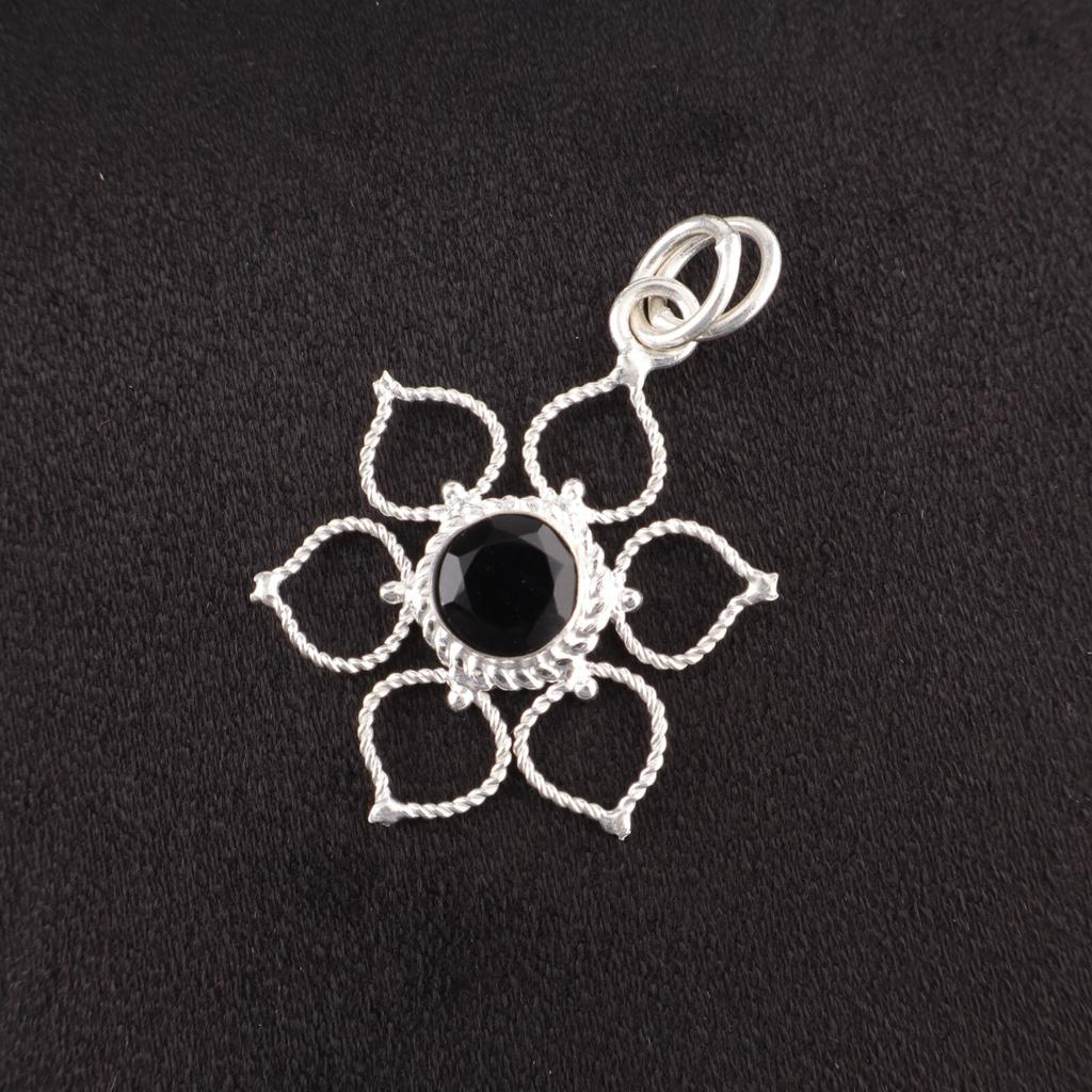 August Round Natural Faceted Black Onyx Sterling Silver Sisters Gift New Pendant PP-18-38
