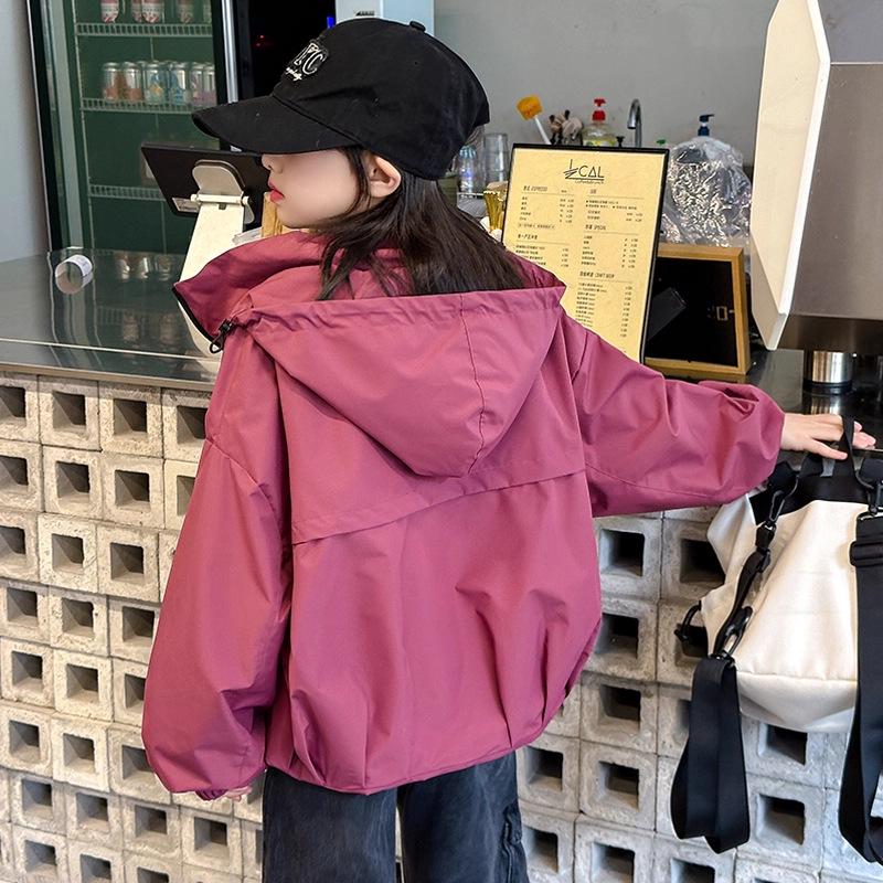 Girls' Spring/Autumn 2025 Fashionable Hooded Trench Coat - Korean Style Trendy Windbreaker for Big Kids