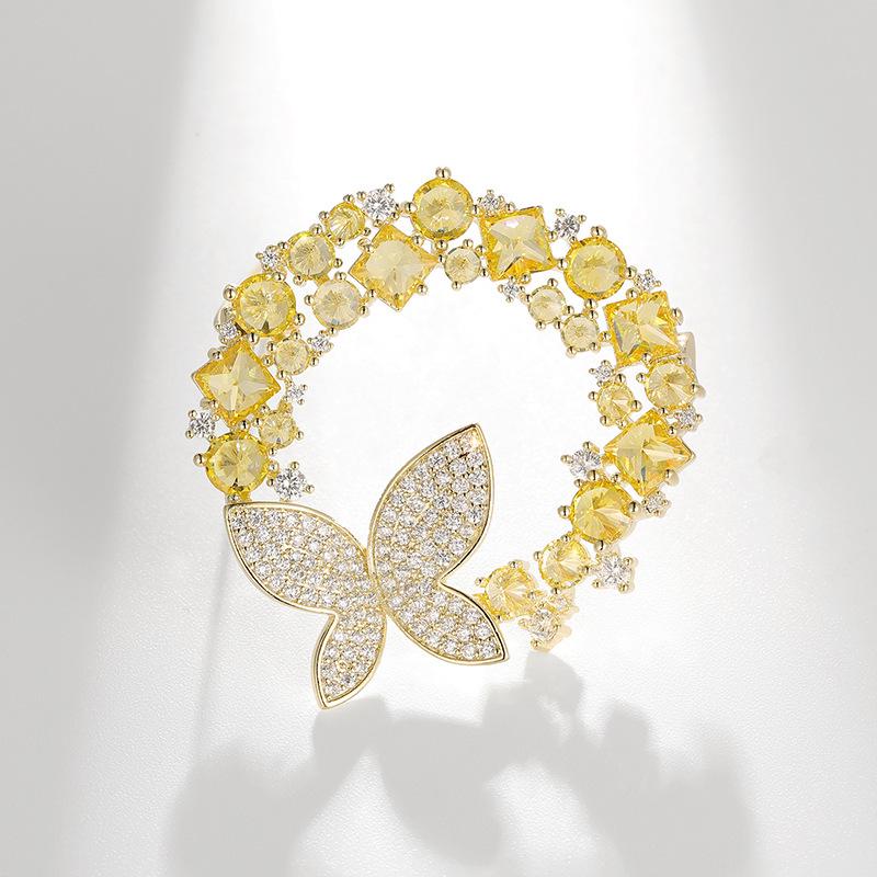 Bo Xin Yun Zircon Butterfly Brooch: Elegant Wreath Pin Insect Corsage Accessory