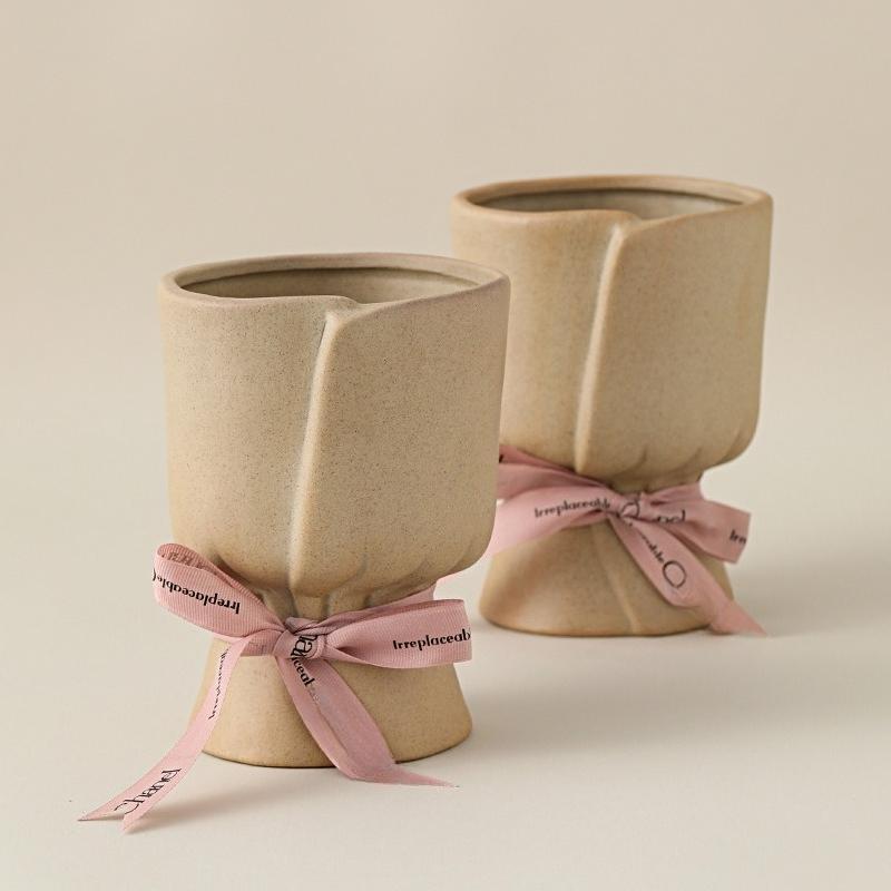 Creative Hand-Wrapped Ceramic Flower Vase - Nordic Minimalist Tabletop Floral & Hydroponic Container for Home Decor
