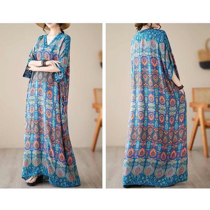 Summer V-neck Large Size Loose Literary Vacation Style Beach Dresses