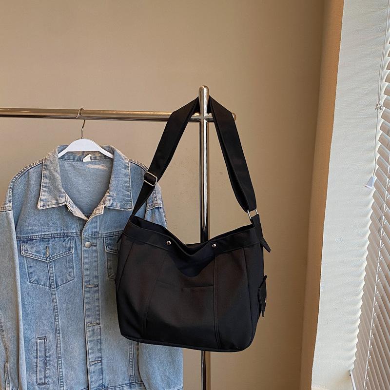 Crossbody Bag, Large Capacity, Solid Color, Simple Student Commuting To Class, Spring 2025 Shoulder Bag, Casual Foreign Style Tote Bag