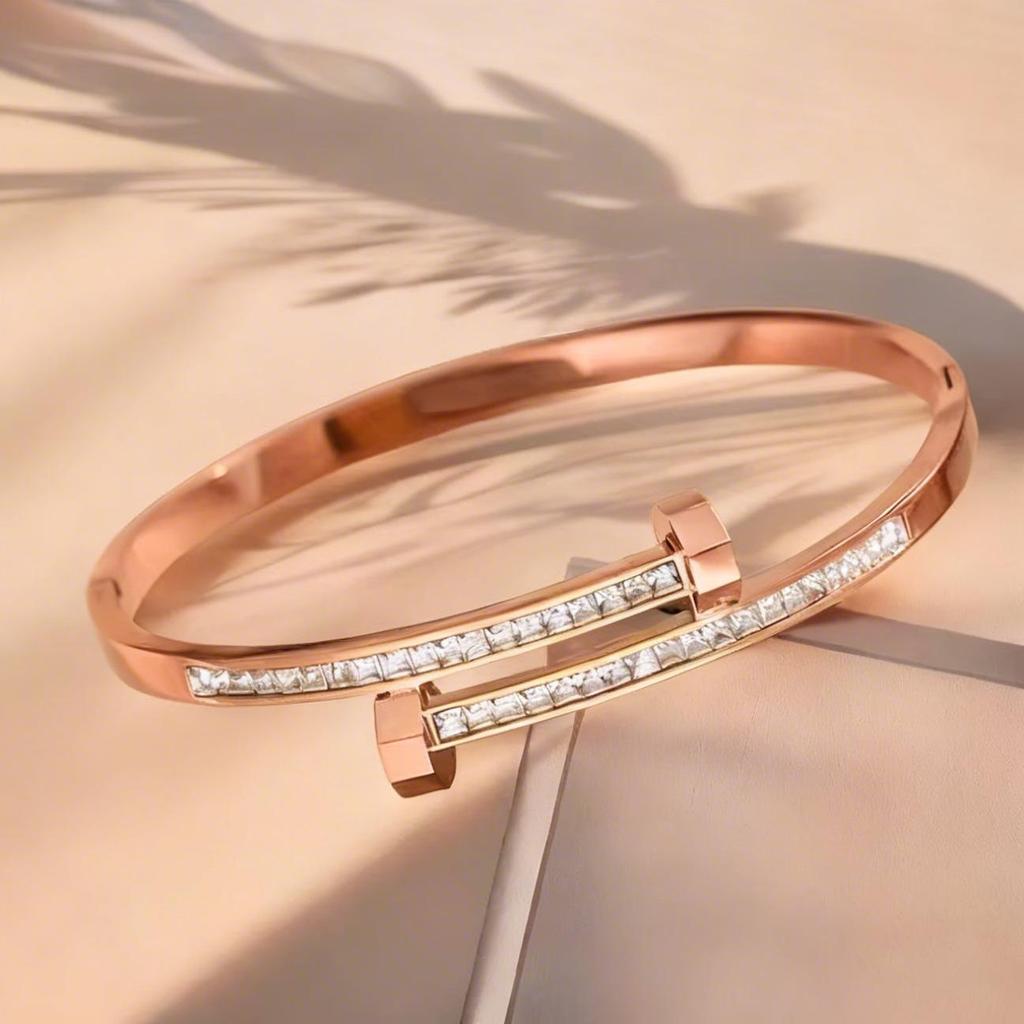 European Fashion Double-Headed Nail Bracelet with Diamonds - Colorfast Titanium Steel Wristband for Women