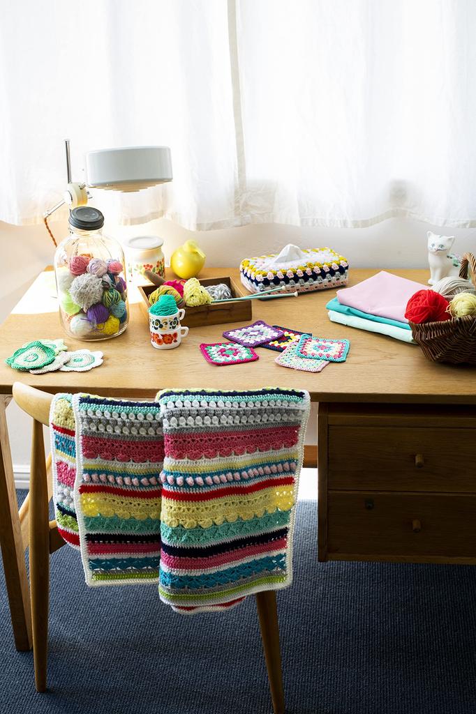 What to make with leftover yarn? (Lady Boutique Series no.8334)