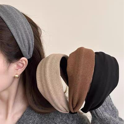 Haar-Accessoires – Haarreifen & Stirnbänder