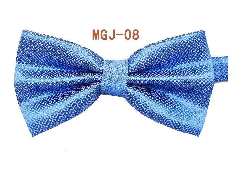 Pajarita de Doble Capa Negra Lisa para Hombre - Cuadrícula Cubo Británica, 27 Colores Disponibles para Eventos Formales y Bodas.