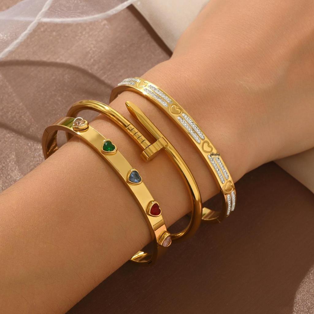 Stainless Steel Retro Hollow Bracelet with Color Diamond Plating