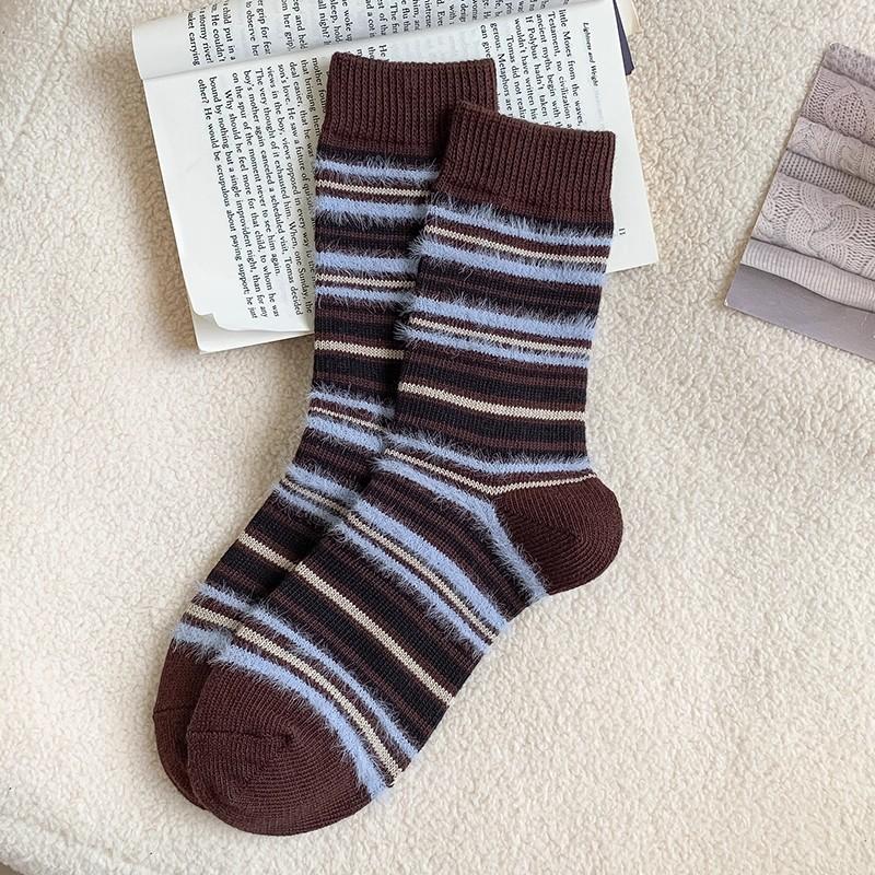 New Autumn Winter Warm Thick Stripes Socks for Women's Color Contrast Imitation Mink Plush Sweet Fluffy Socks Dropshipping
