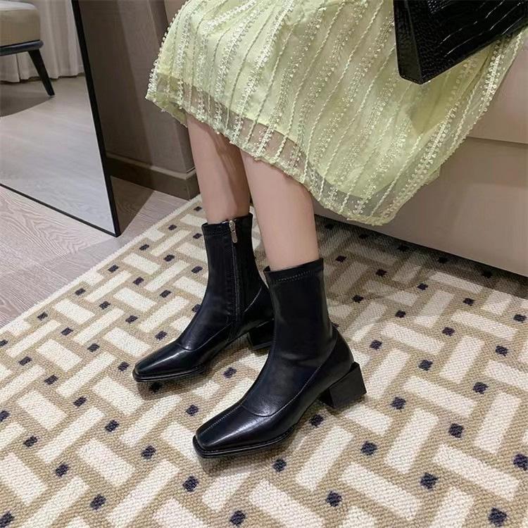 Brown square-headed small short boots for women in the spring and autumn of 2025, new French thick-heeled medium-heeled single boots, elastic and thi