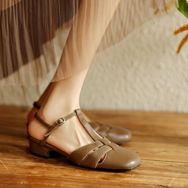 New women's flat-soled sandals Korean version of rear empty sandals women's round head low heel beef tendon soft sole comfortable leather large si