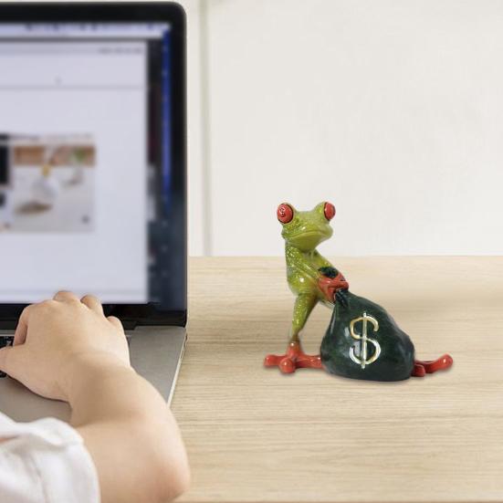Money Bag Frog Figurine Bring Good Luck Wealth Resin Cartoon Frog Statue Home Office Desktop Decoration Ornament