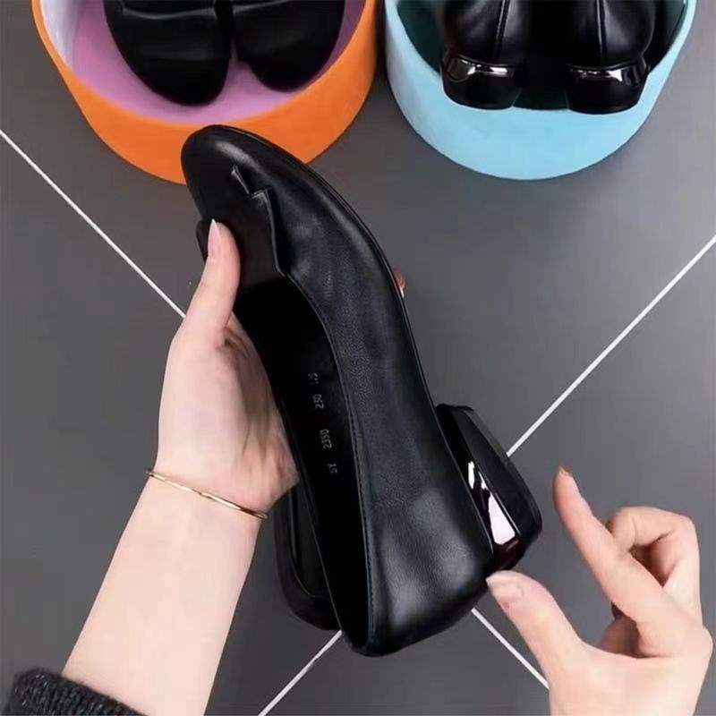 Scarpe basse a singolo pezzo primavera e autunno punta tonda suola morbida semplici scarpe per giovani madri scarpe Doudou super morbide