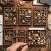 Mini Schmuckhalter aus Holz, Mehrere Fächer, Aufbewahrung für Mineralienproben, Miniatur Schmuckregal, Miniaturkristall