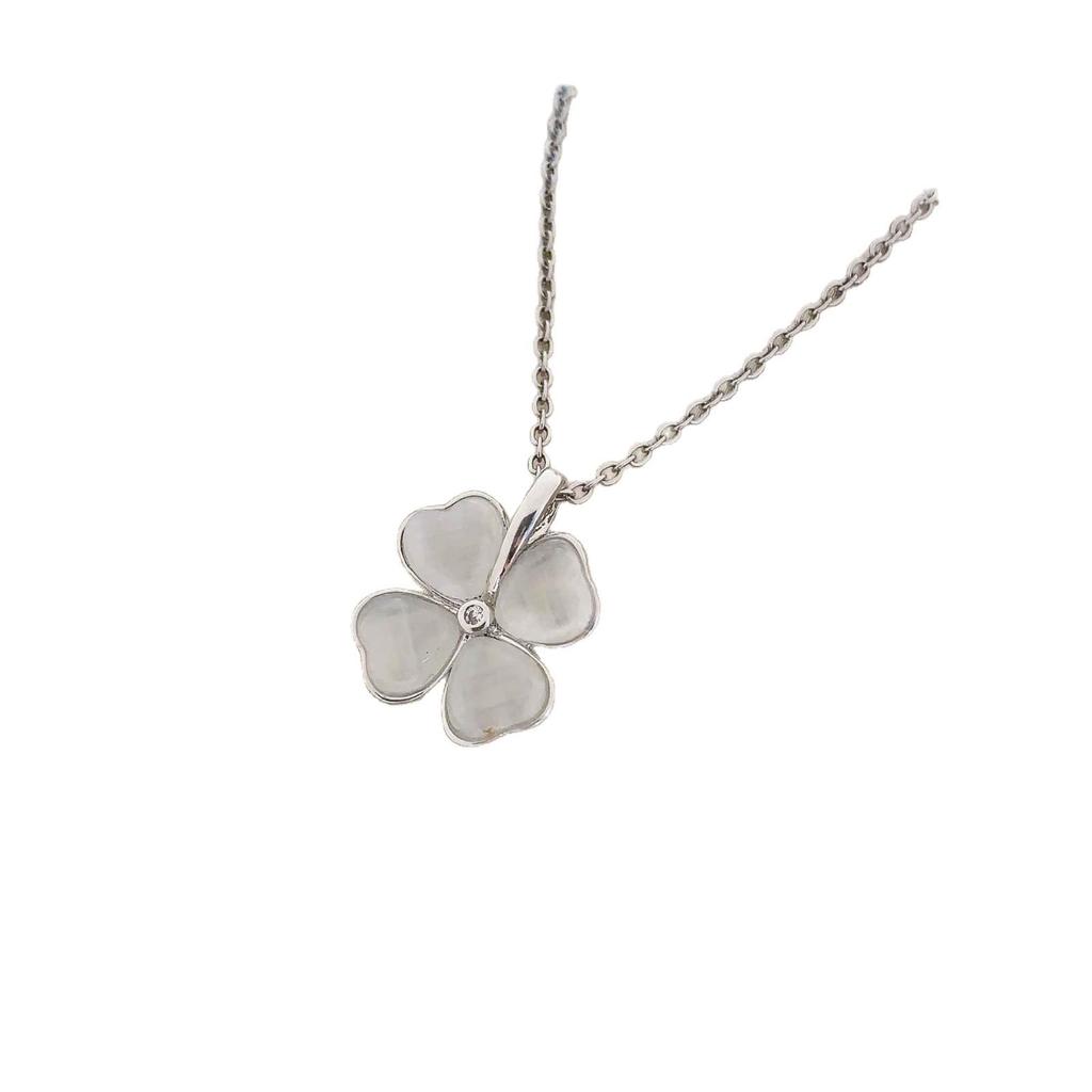 Women's Light Luxury Titanium Steel Four-Leaf Clover Necklace with Cat's Eye Pendant