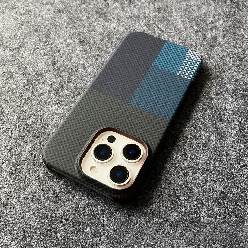 Applicable To iPhone17promax Carbon Fiber Pattern Mobile Phone Case Half Pack Magnetic Suction Apple 15 Ultra-thin PC Anti-drop Sheath