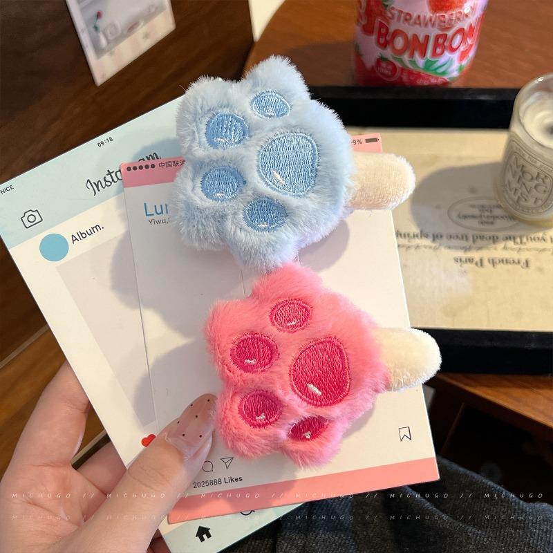 Cute Plush Paw Popsicle Hair Clips - Adorable Bangs & Side Clips for Kids, Soft Skin-Friendly Material, Gentle on Toddlers' Hair