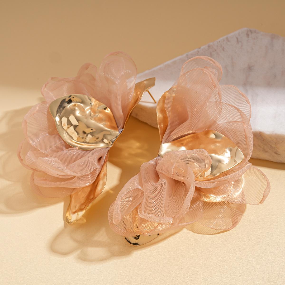 

Модные серьги-подвески для женщин