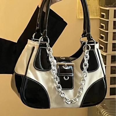 High-quality Second-hand Bag Hand Bag, Sweet Cool Patent Leather Canvas Bag, Metal Chain Hot Girl Bag  Shoulder Crossbody Bag