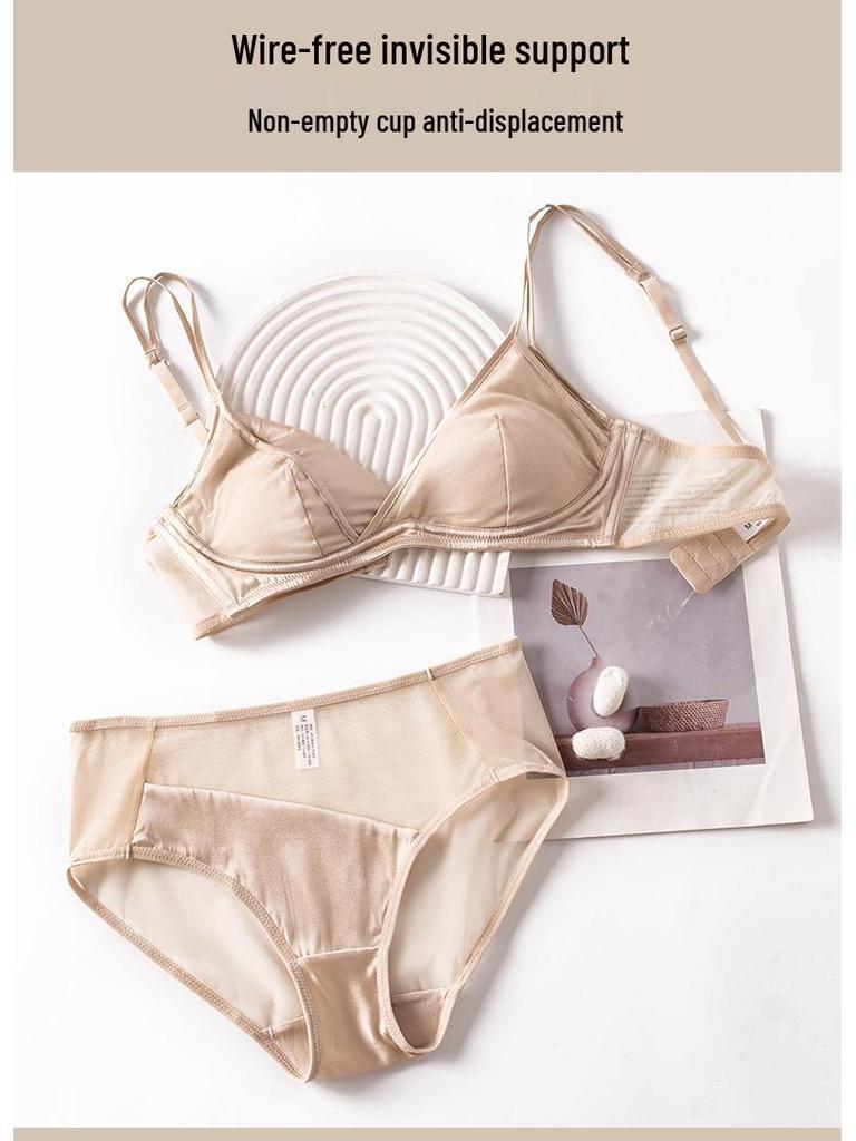 2025 Autumn New Women's Mulberry Silk Mid-Waist Triangle Panties - Sexy, Comfortable, Bias Cut