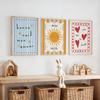 Set von 3 Kinderzimmer-Postern, Bunte Kinderzimmer-Drucke, Niedliche Spielzimmer-Wandkunst, Boho-Raumdekoration, Inspirierende Positive Illustrationen