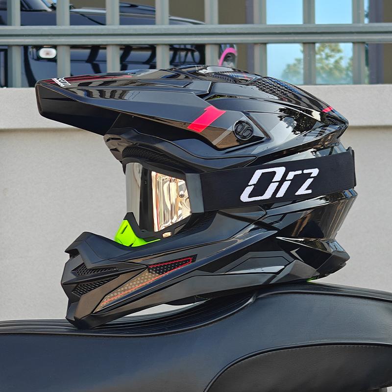 DOT Approved Adult Motorcycle Helmet Off-Road Dirt Bike Racing Full Face Helmet with Goggles