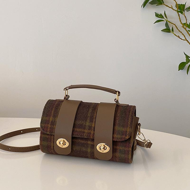 Mode Schloss Kleine Tasche für Damen, Retro Umhängetasche für Damen für den frühen Frühling