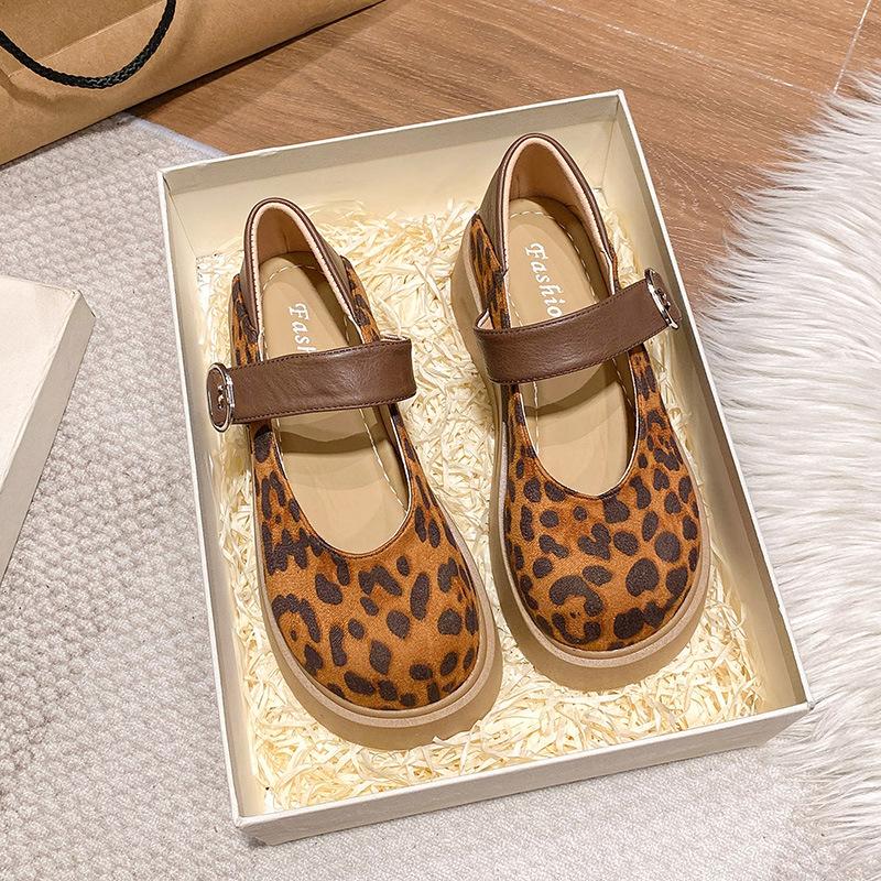 Velvet Mary Jane Shoes Women's Autumn 2025 New Retro Korean Version Inner Height Increase Soft Sole Shallow Mouth Leopard Print Single Shoes