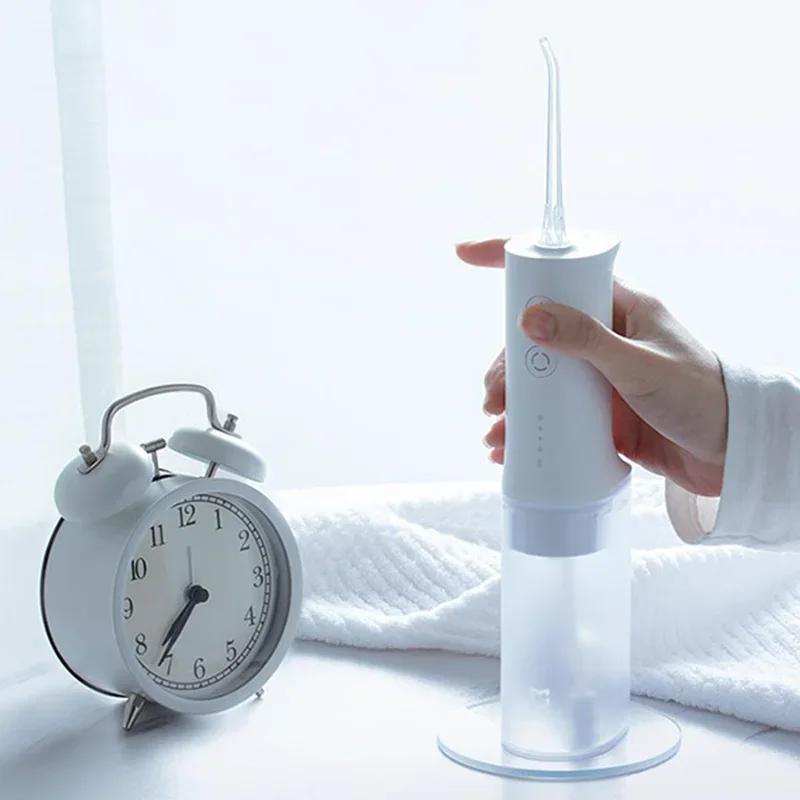 Oral Irrigator Rechargeable Dental Flosser Electric Waterpick for Teeth Mouth Cleaning 4 Speeds 4 Nozzles