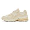 New Balance 2002R חבילת הגנה - אבן חול נעלי סניקרס יוניסקס קרם צבאי זהב-מטאלי M2002RDQ