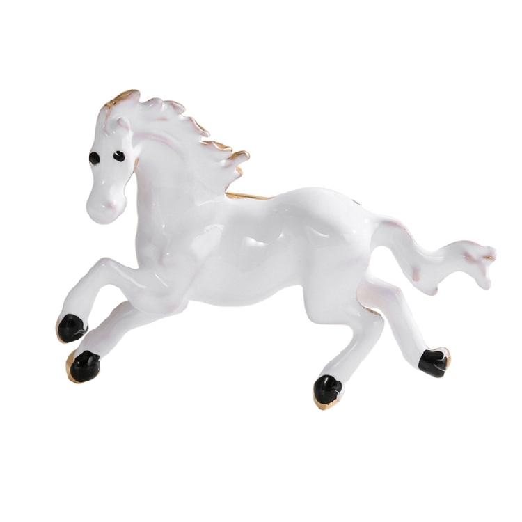 Horse Brooch Chinese Zodiacs Design Vintage Styles Lightweight Alloy Lapel Pin Decorative Clothing Accessories
