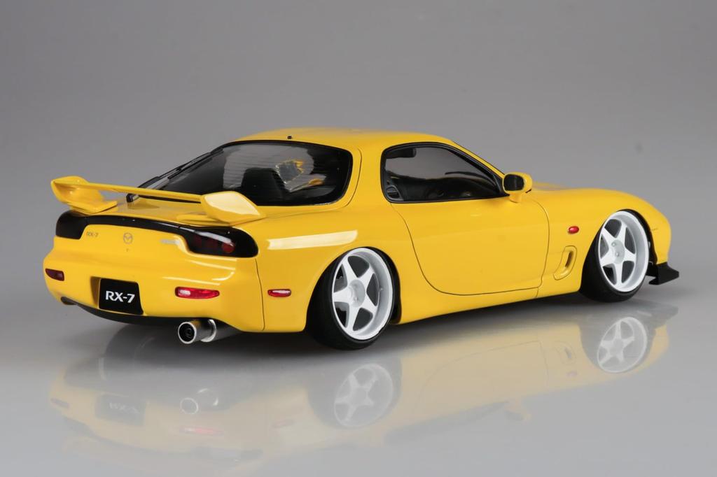 Aoshima Bunka Kyozai The Tuned Car 103 Air Suspension Custom Scale and Rubber Plastic Model (AOSHIMA) No. RX-7 '02 (Mazda) 1/24 PS, ABS,